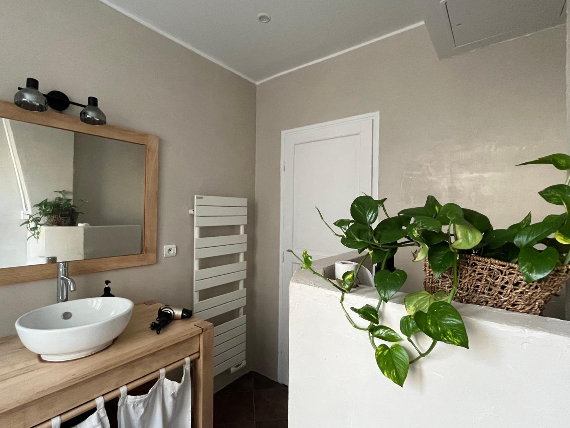 Lovely Haussmannian Flat In Montparnasse Paris Exterior foto